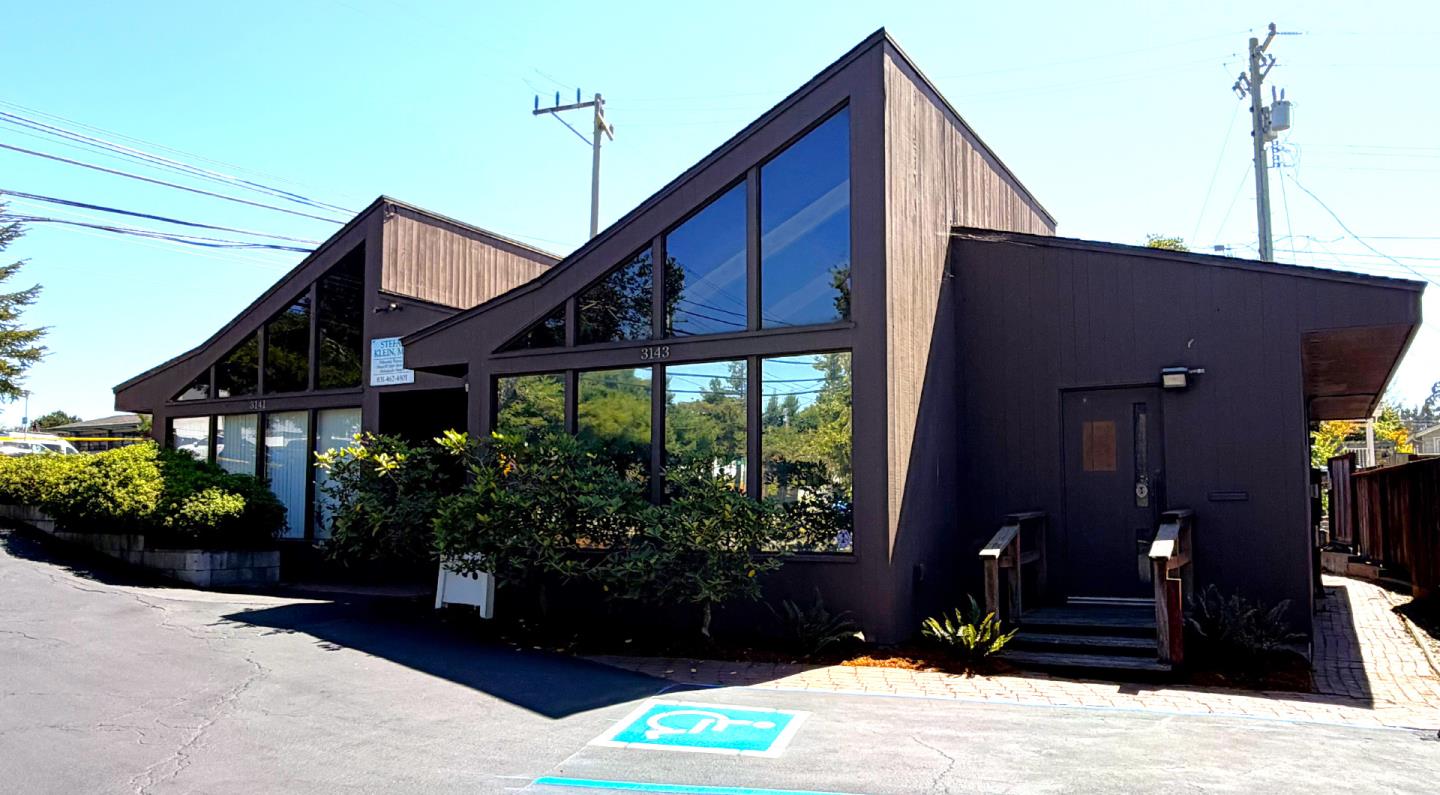 3141 Paul Sweet Road — photo