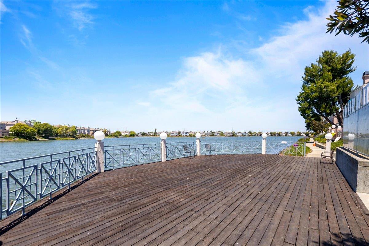 799 Lakeshore Drive — photo