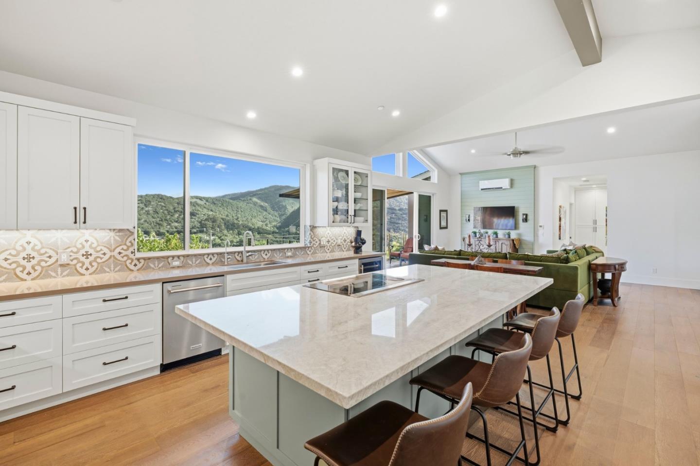 73 Poppy Road #B — photo