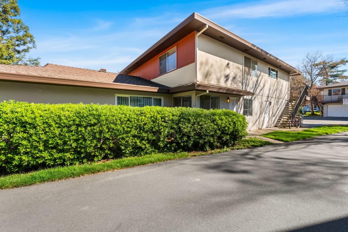 1730 Fremont Court #2 — photo