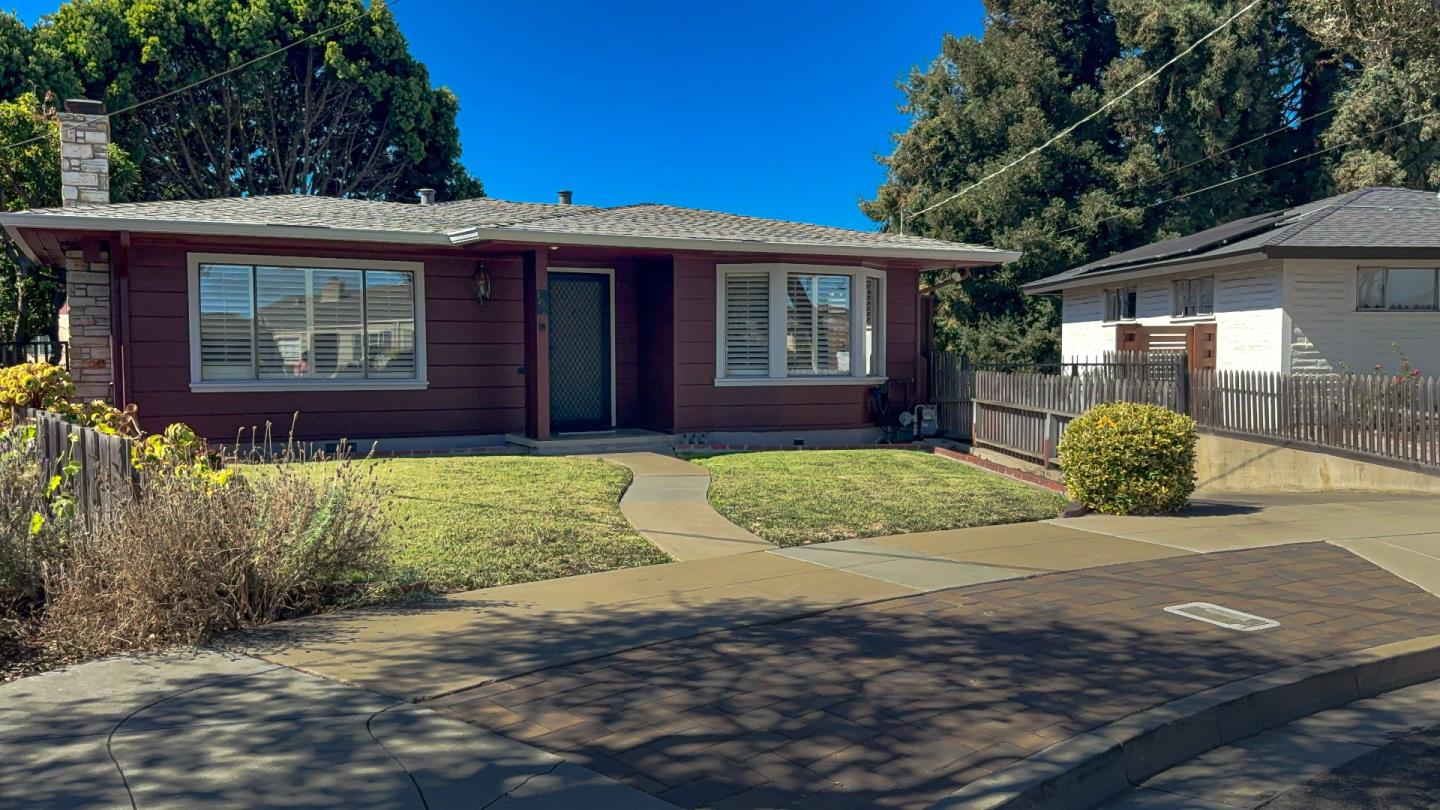 162 Riker Terrace, Salinas, CA 93901 — photo 2