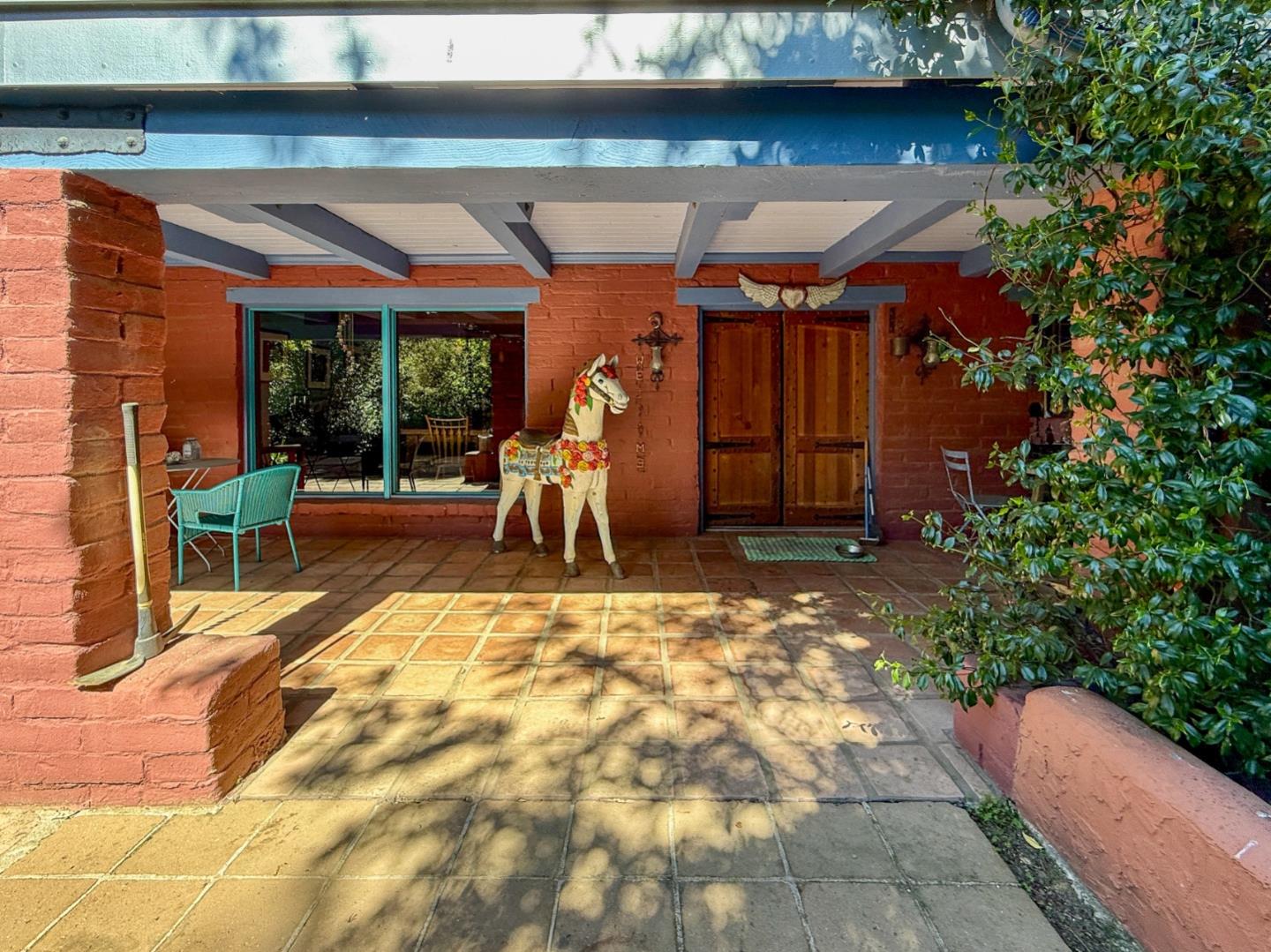 10 Joaquin Road — photo