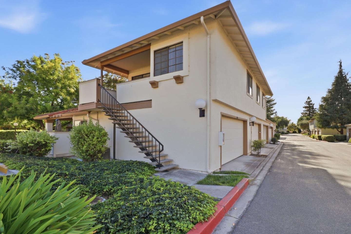 410 Colony Crest Drive — photo