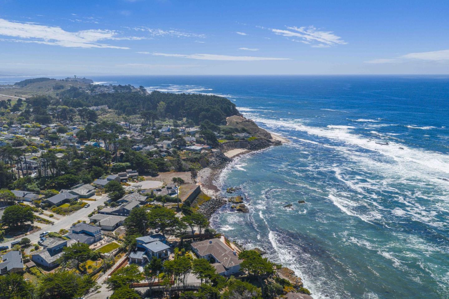 155 Reef Point Road, Moss Beach, CA 94038 — photo 3