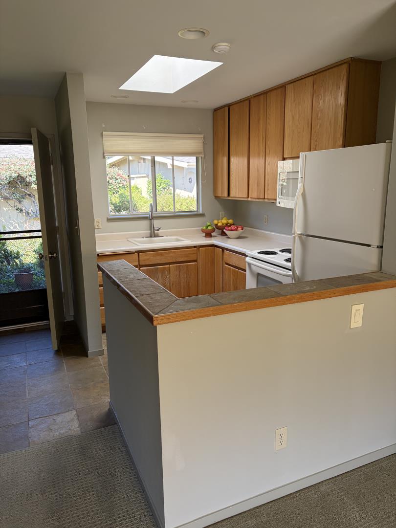 Home in Carmel, CA 93923 — photo 2