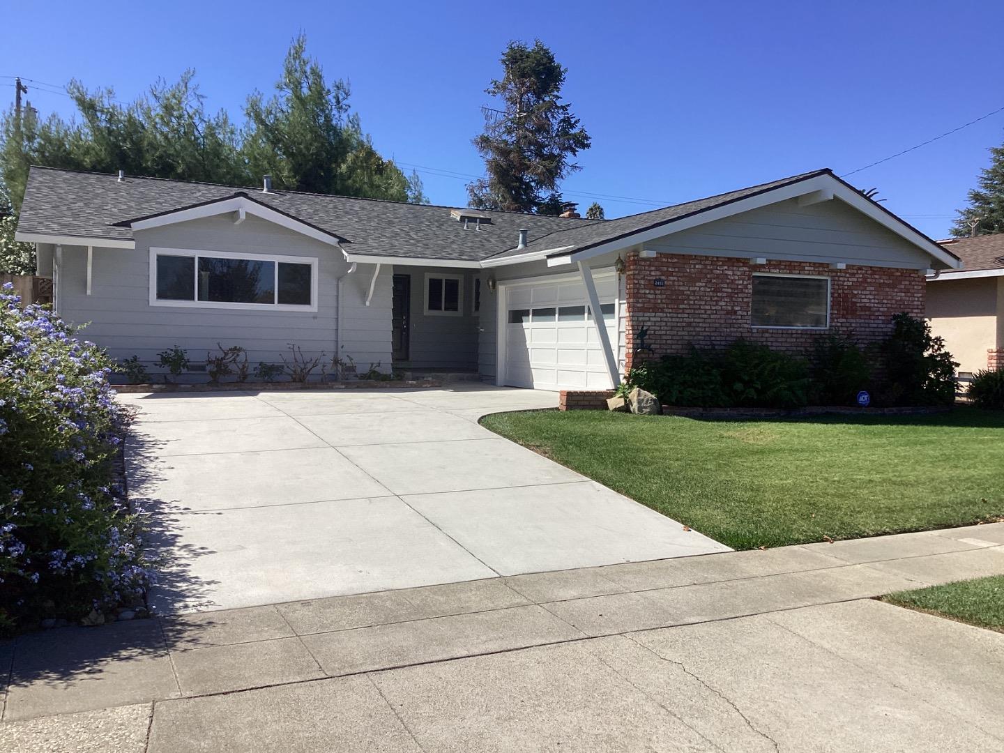 2493 La Mirada Drive — photo