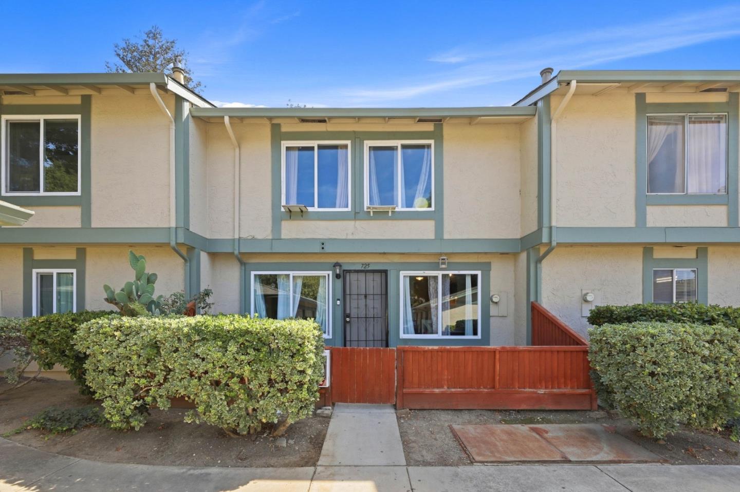 725 Balfour Drive — photo