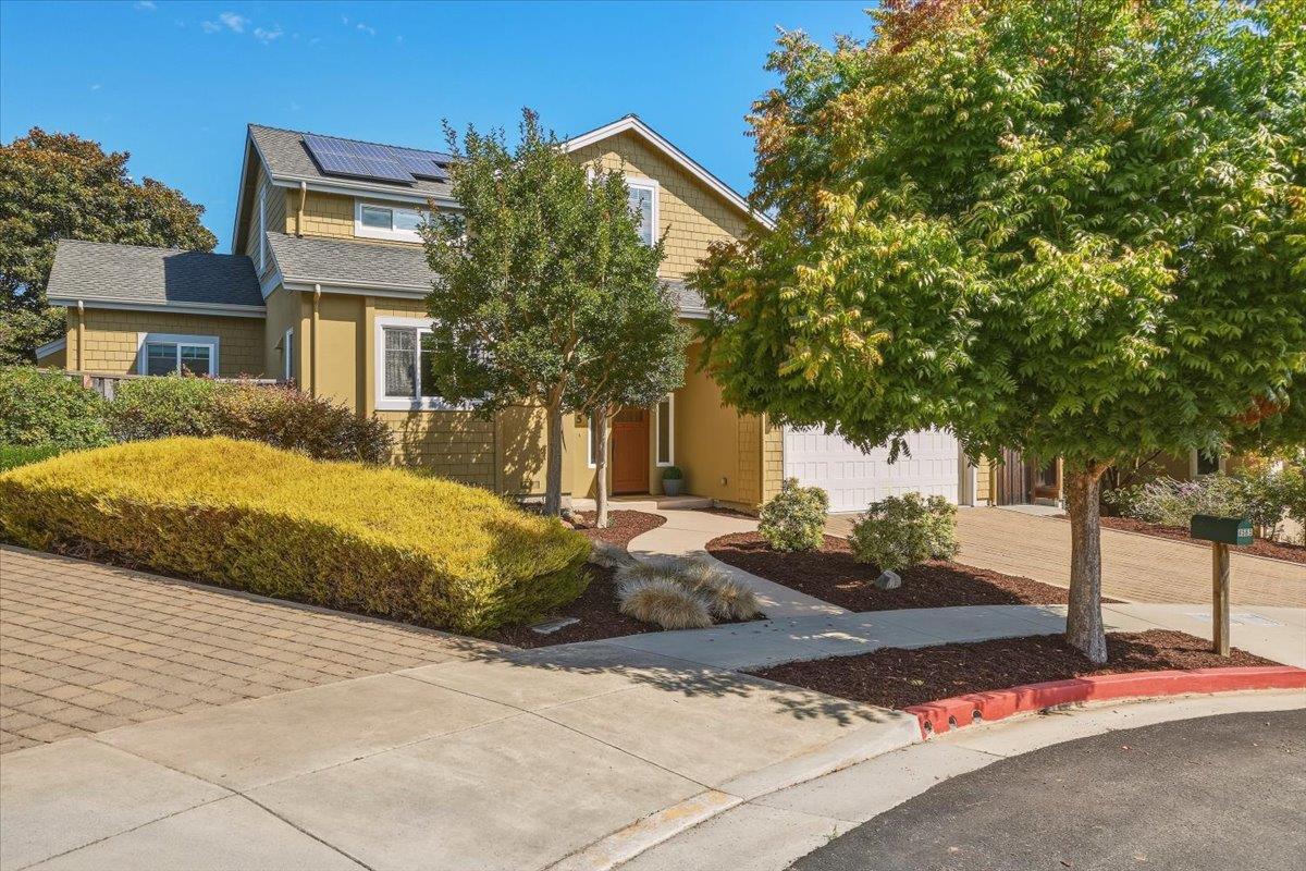 4585 Dawn Lane — photo