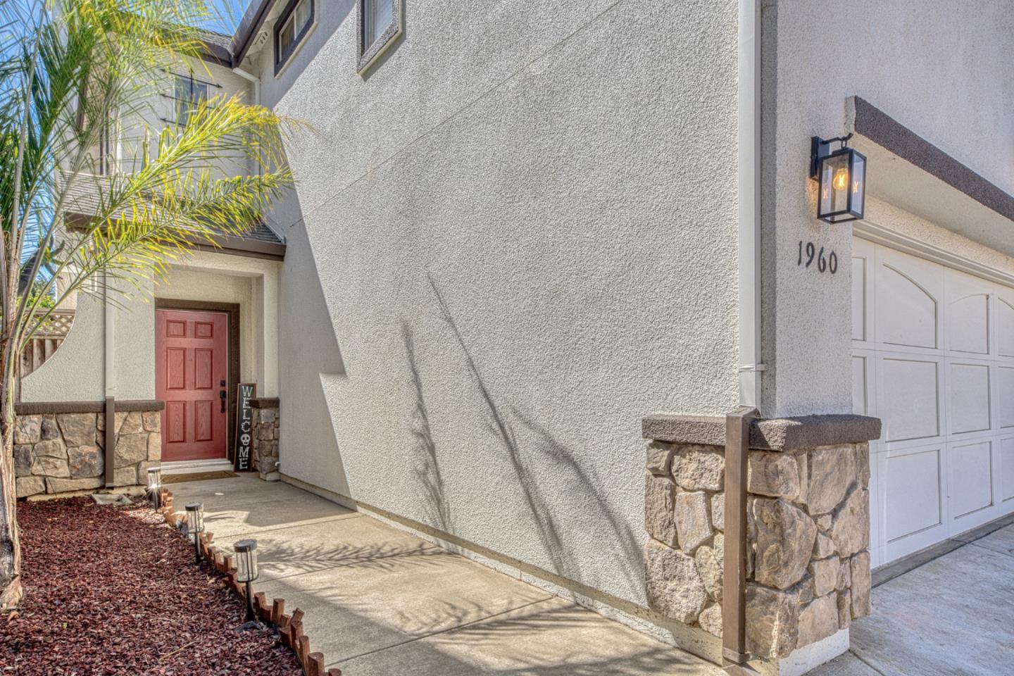 Home in Salinas, CA 93906 — photo 2