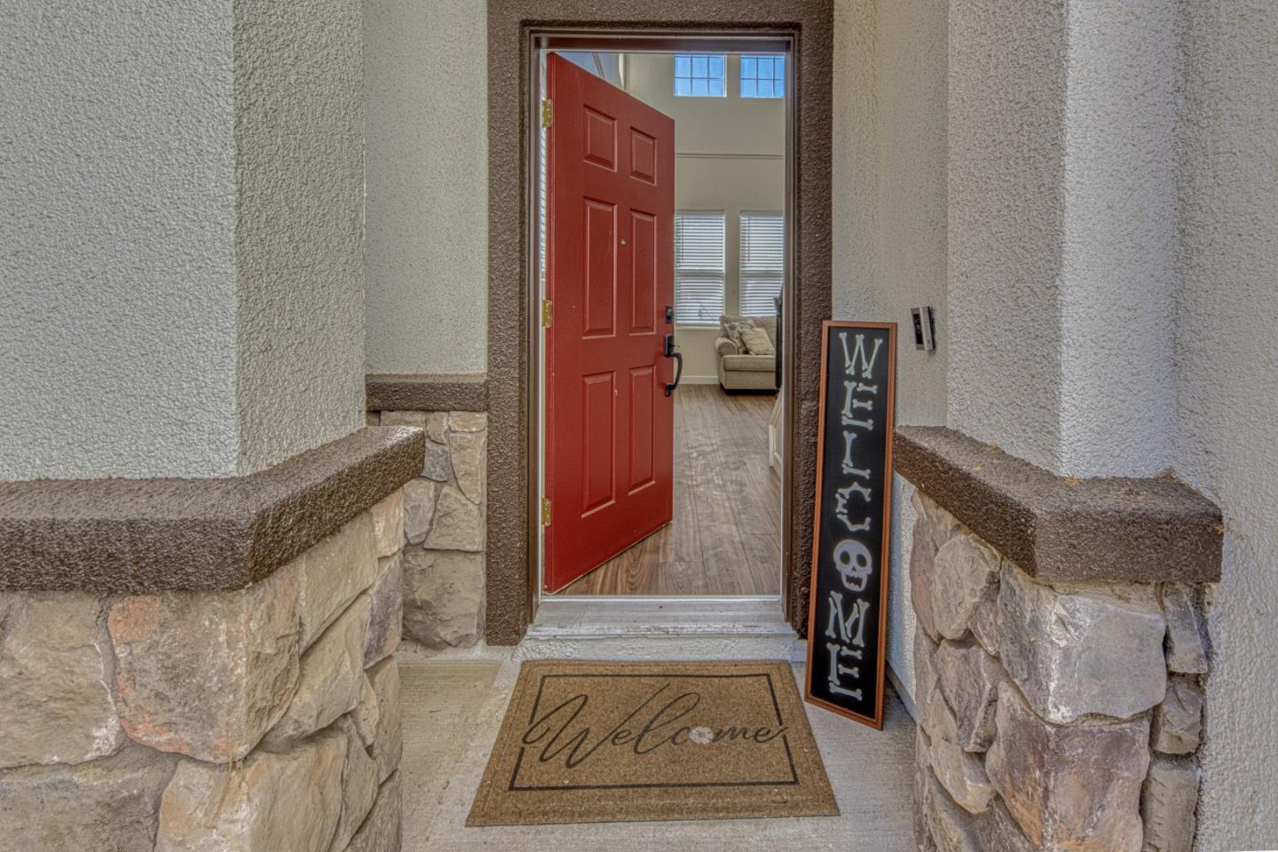 Home in Salinas, CA 93906 — photo 3