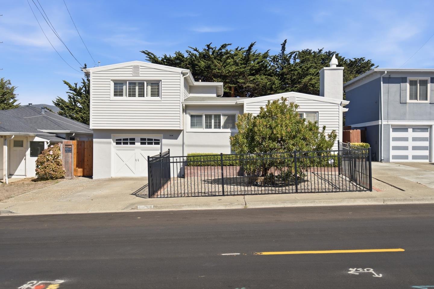 227 Longford Drive — photo