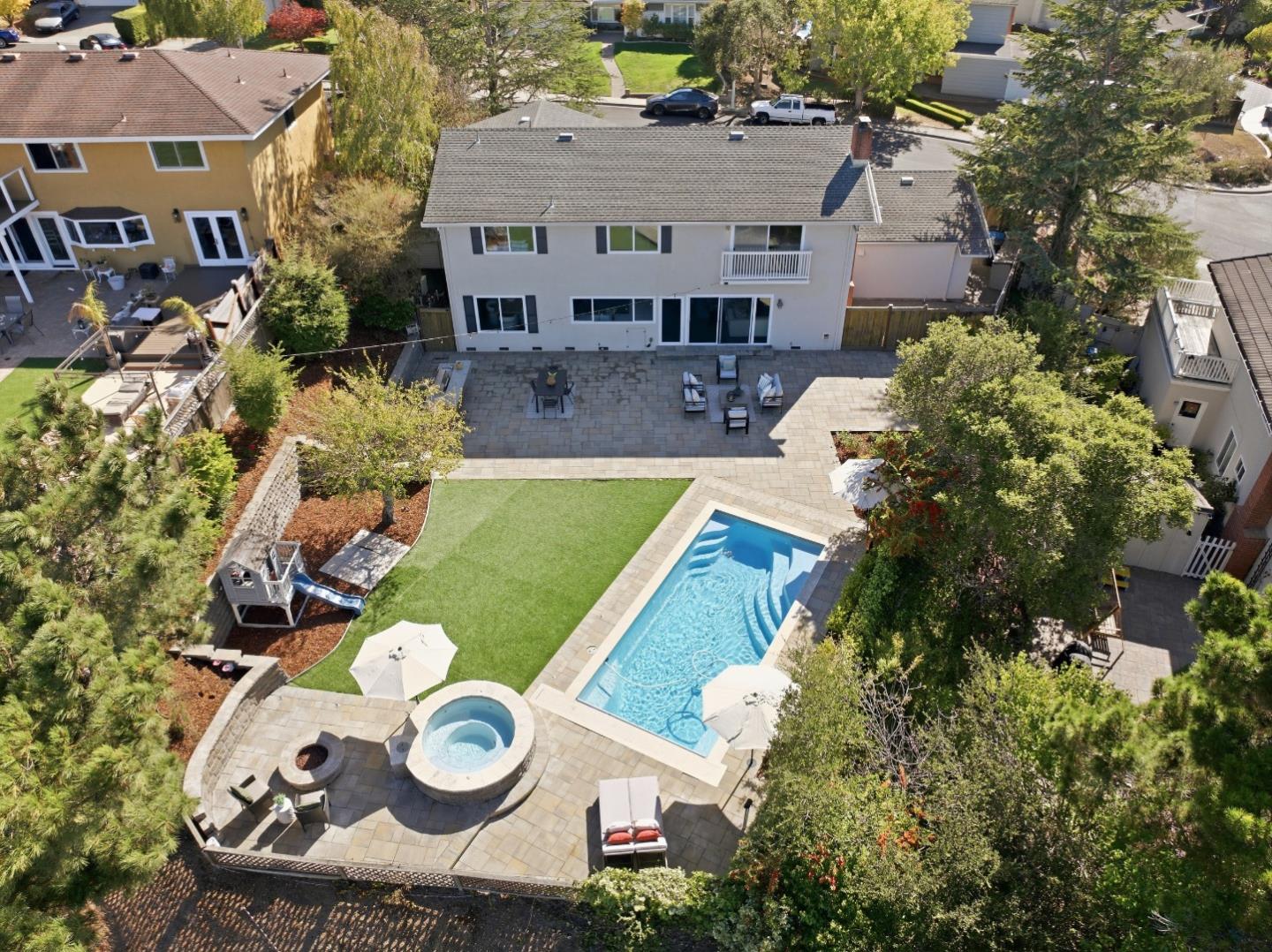 15 Waterloo Court — photo