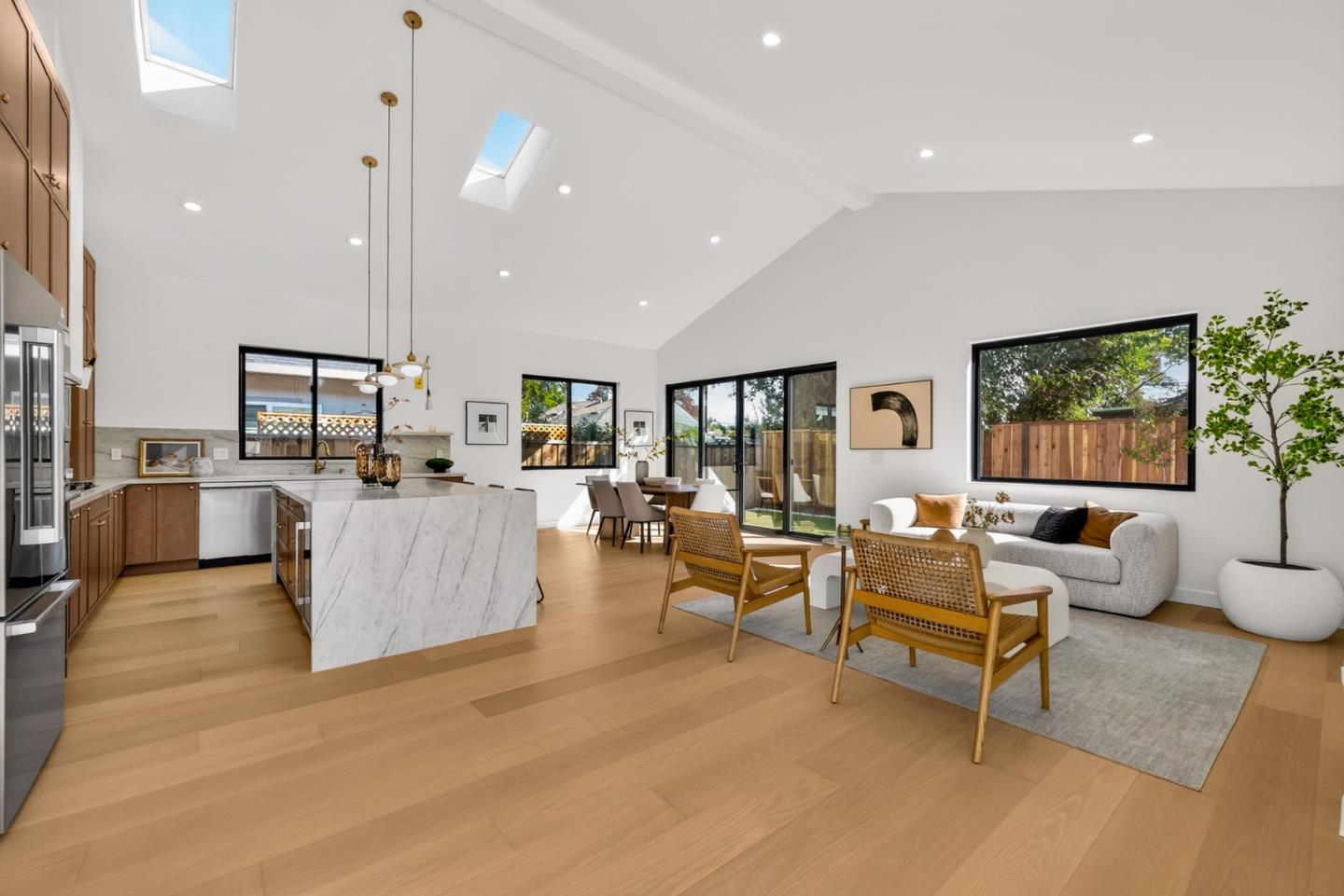 2240 Boxwood Drive — photo