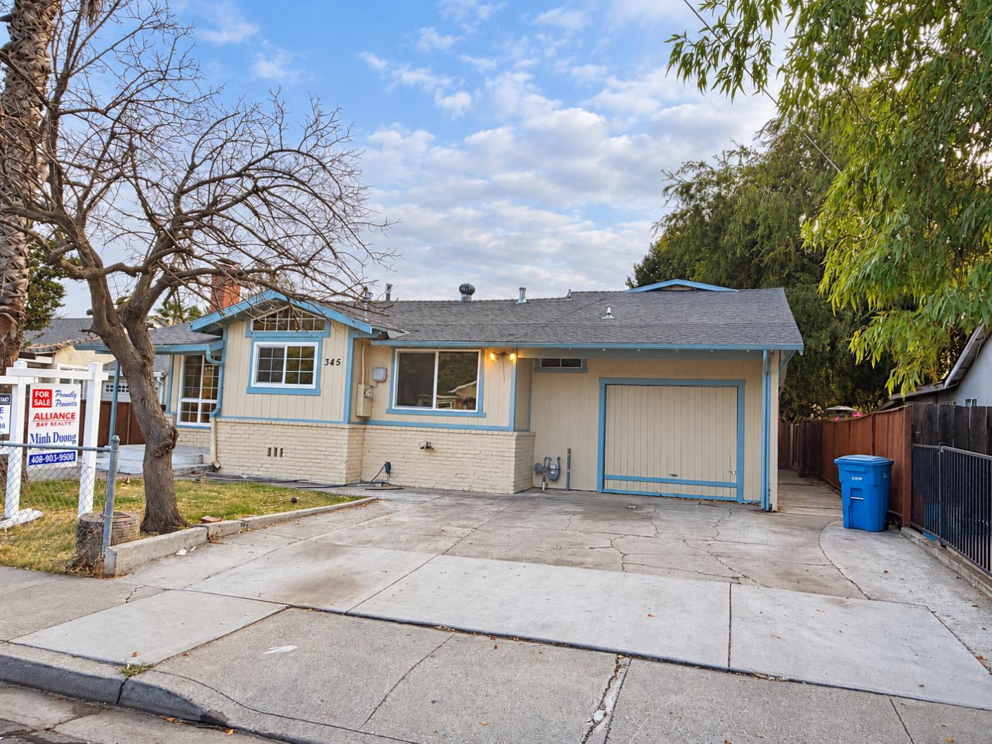 345 Cureton Place — photo