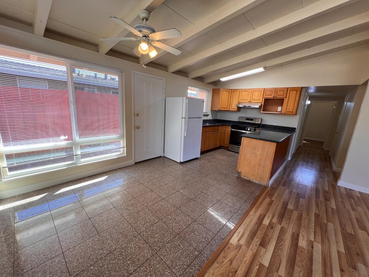 Home in Hayward, CA 94544 — photo 3