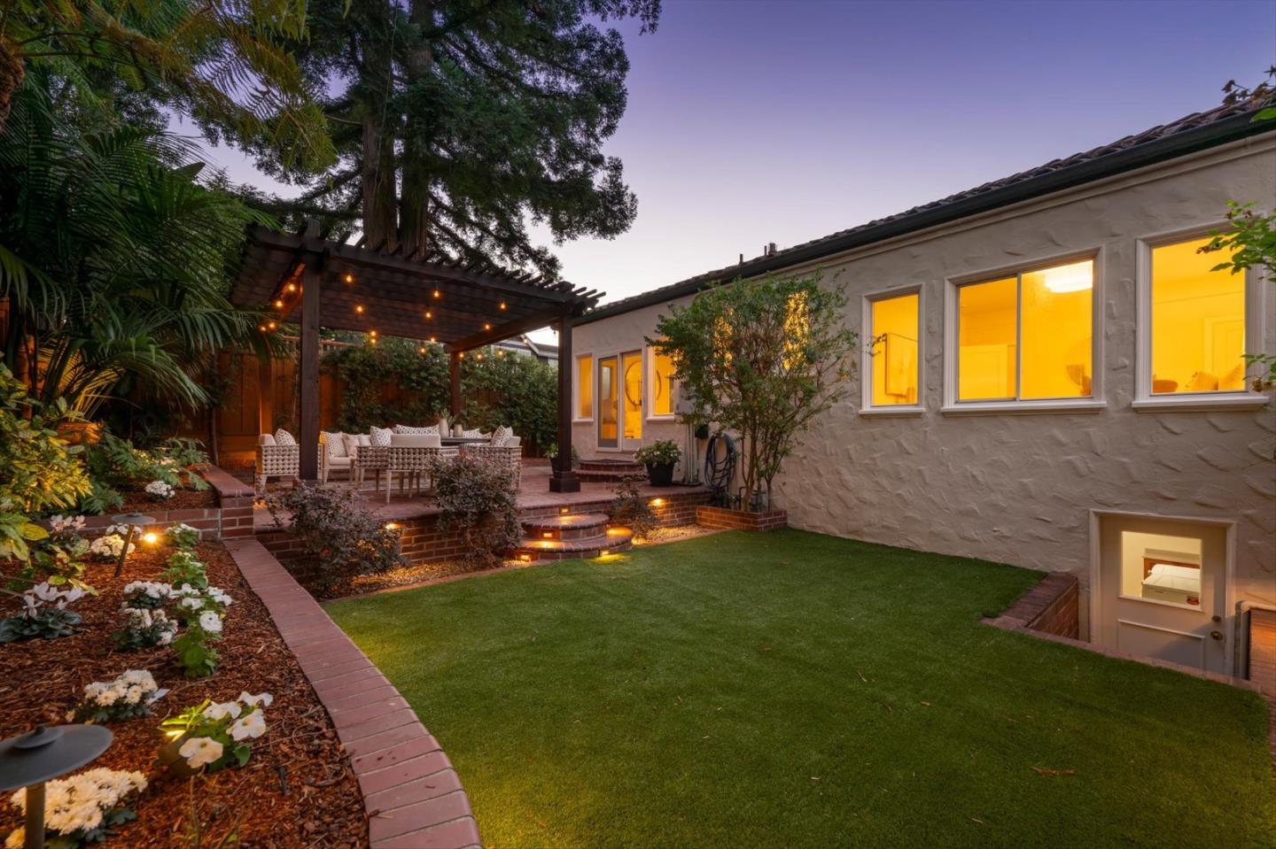 469 Fairfax Avenue, San Mateo, CA 94402 | Realty.com