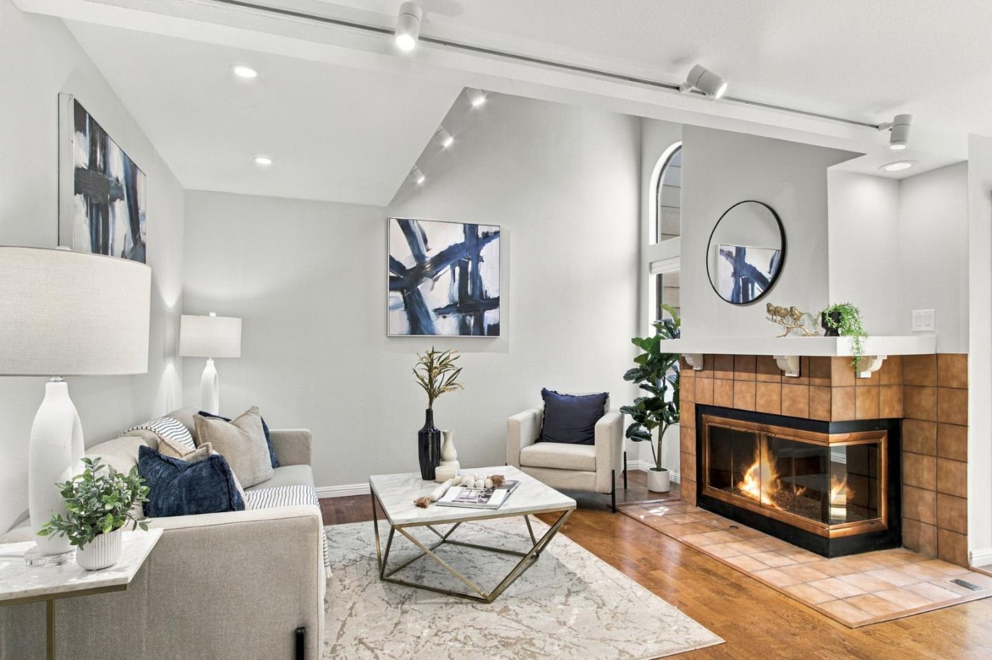 1596 Camden Village Circle — photo