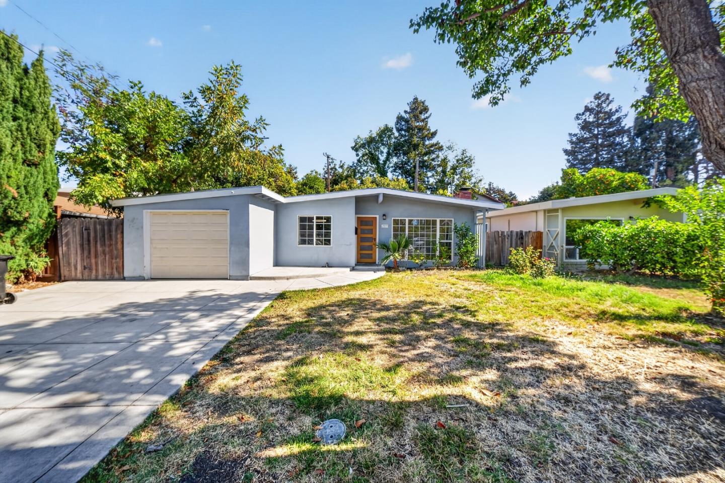 2035 Jackson Street — photo