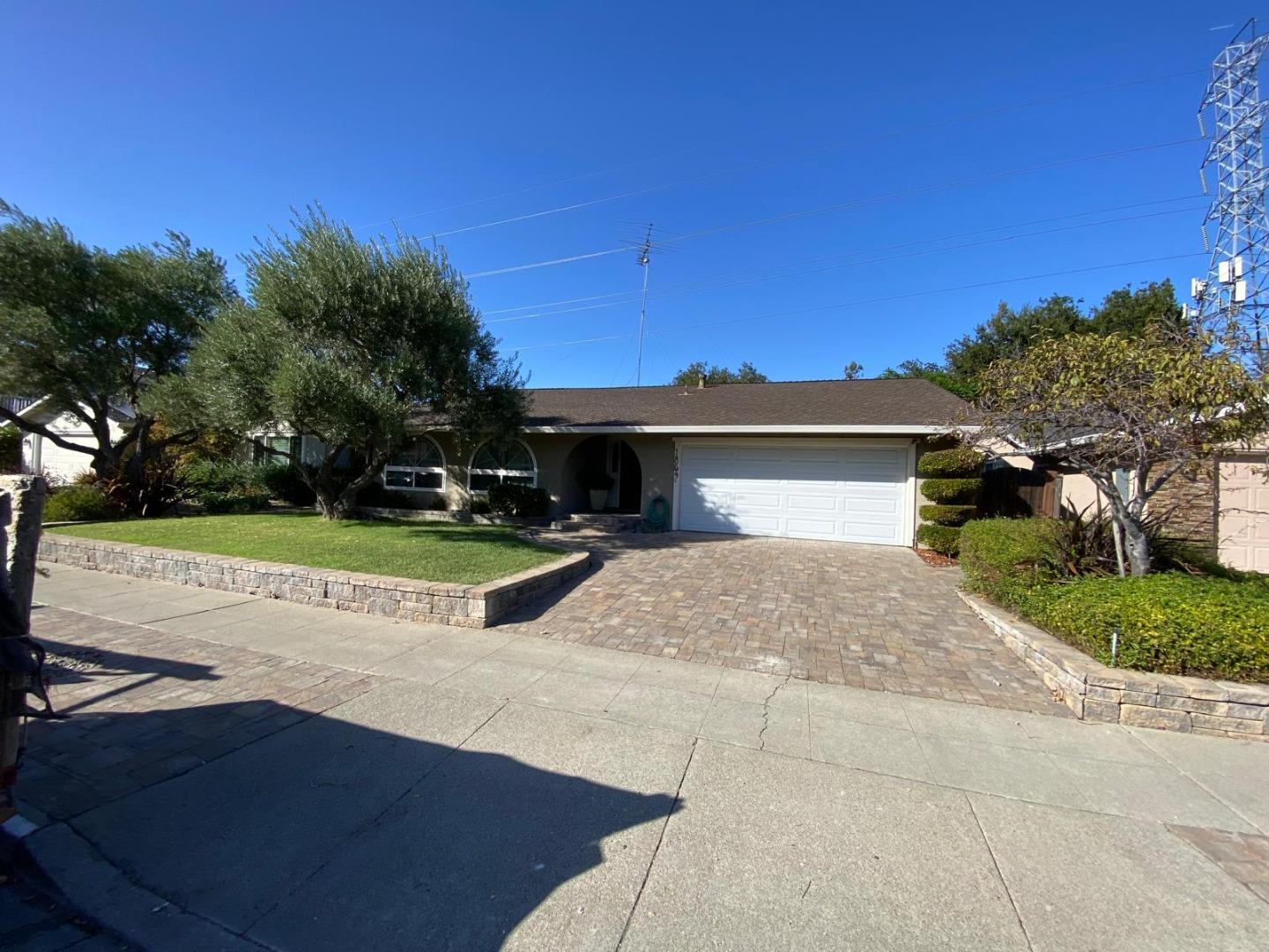 1859 Anne Way — photo