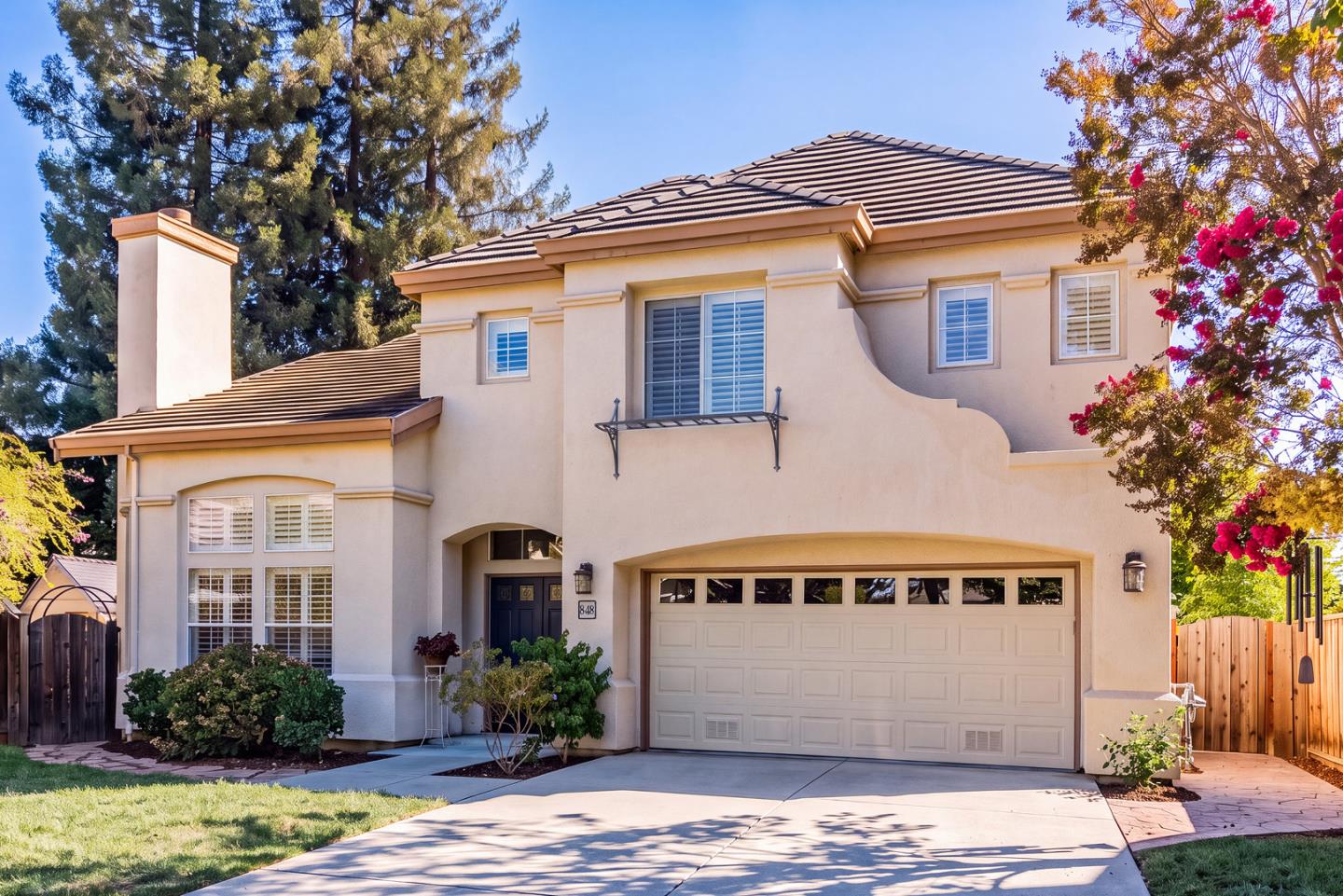 848 Summit Court — photo
