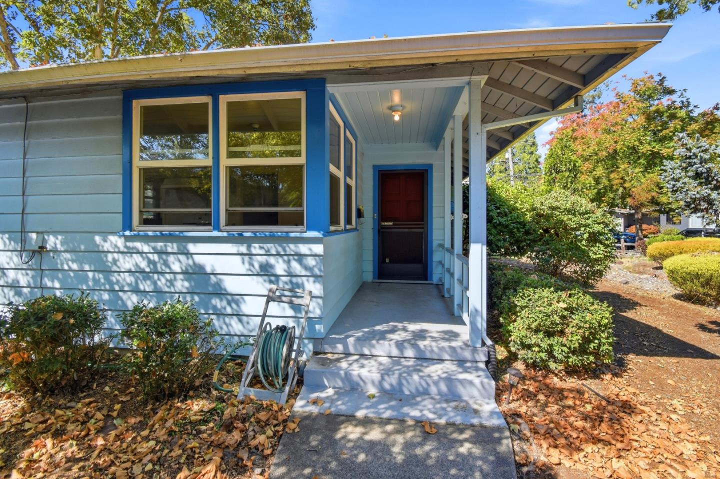 711 Brigham Avenue, Santa Rosa, CA 95404 | Realty.com