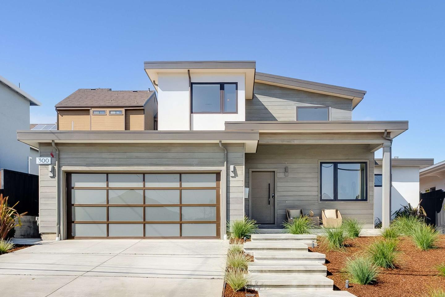300 Helen Drive — photo