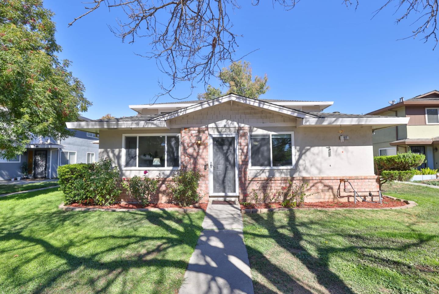 207 Coy Drive #1 — photo