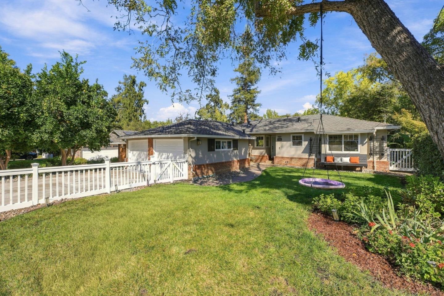 1666 Creek Drive — photo