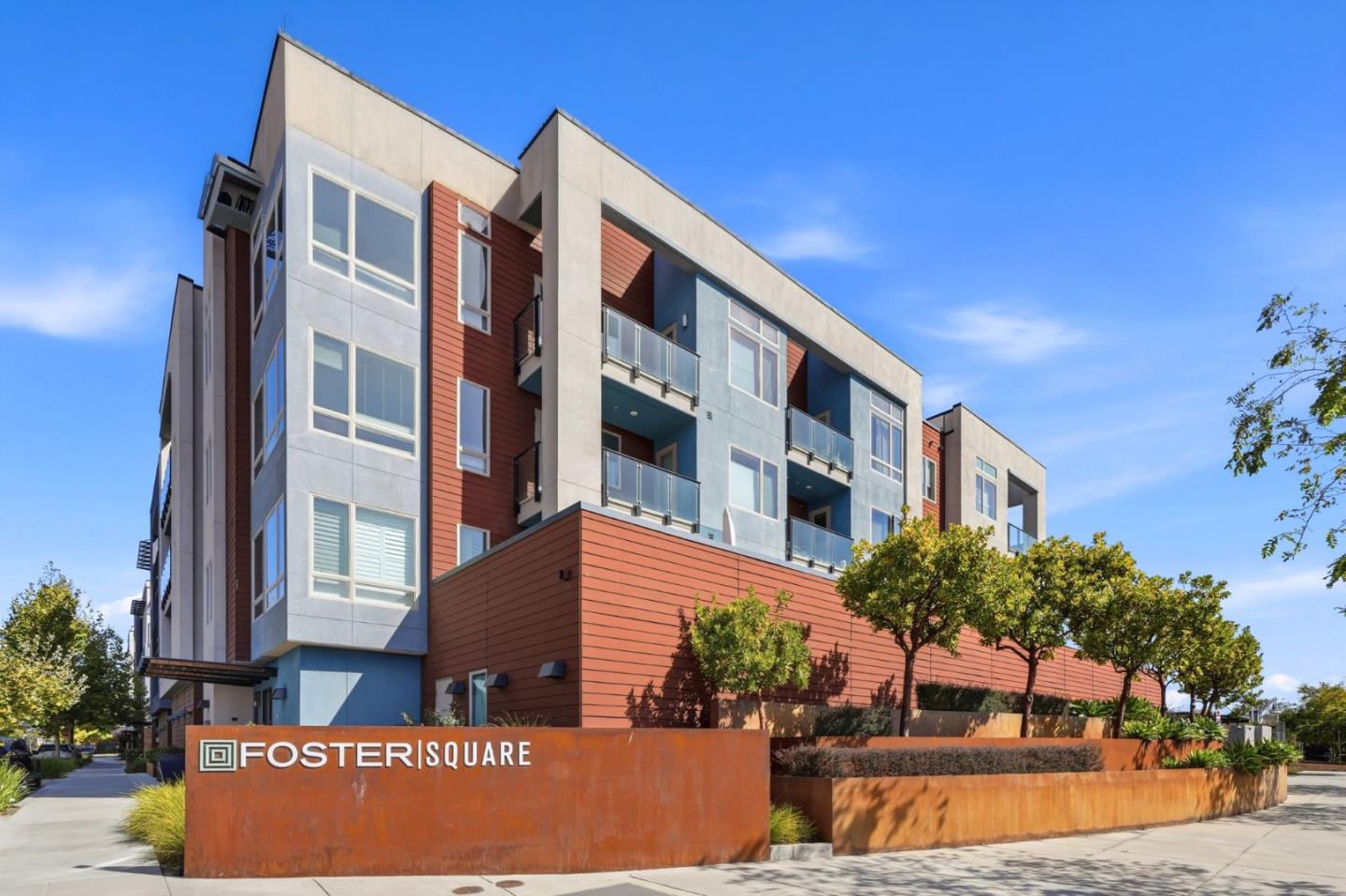 1039 Foster Square Lane #403 — photo