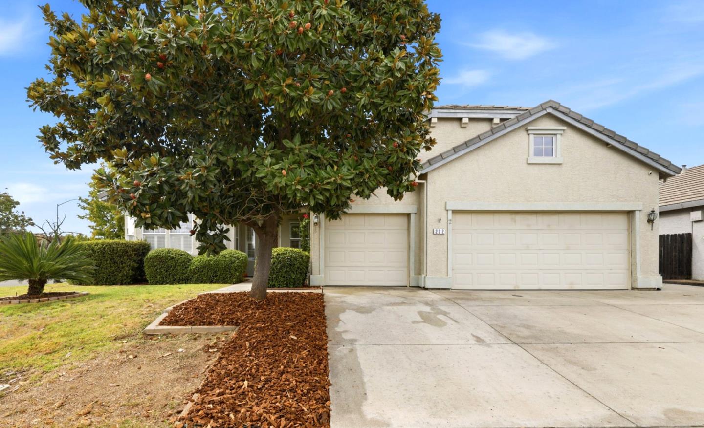 202 Jansen Court — photo