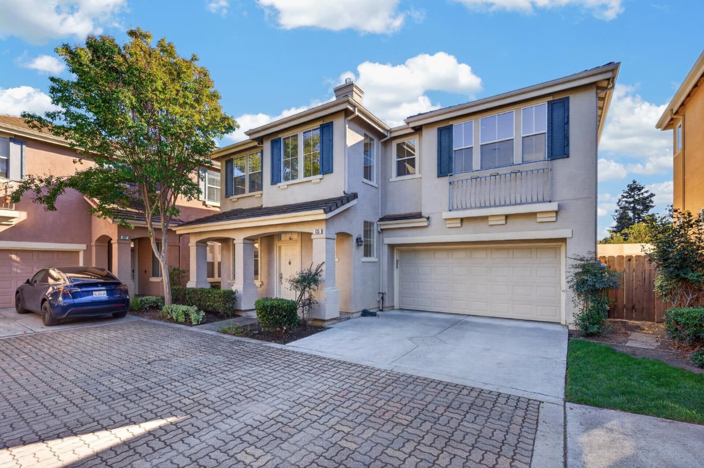 435 Nicholas Drive — photo
