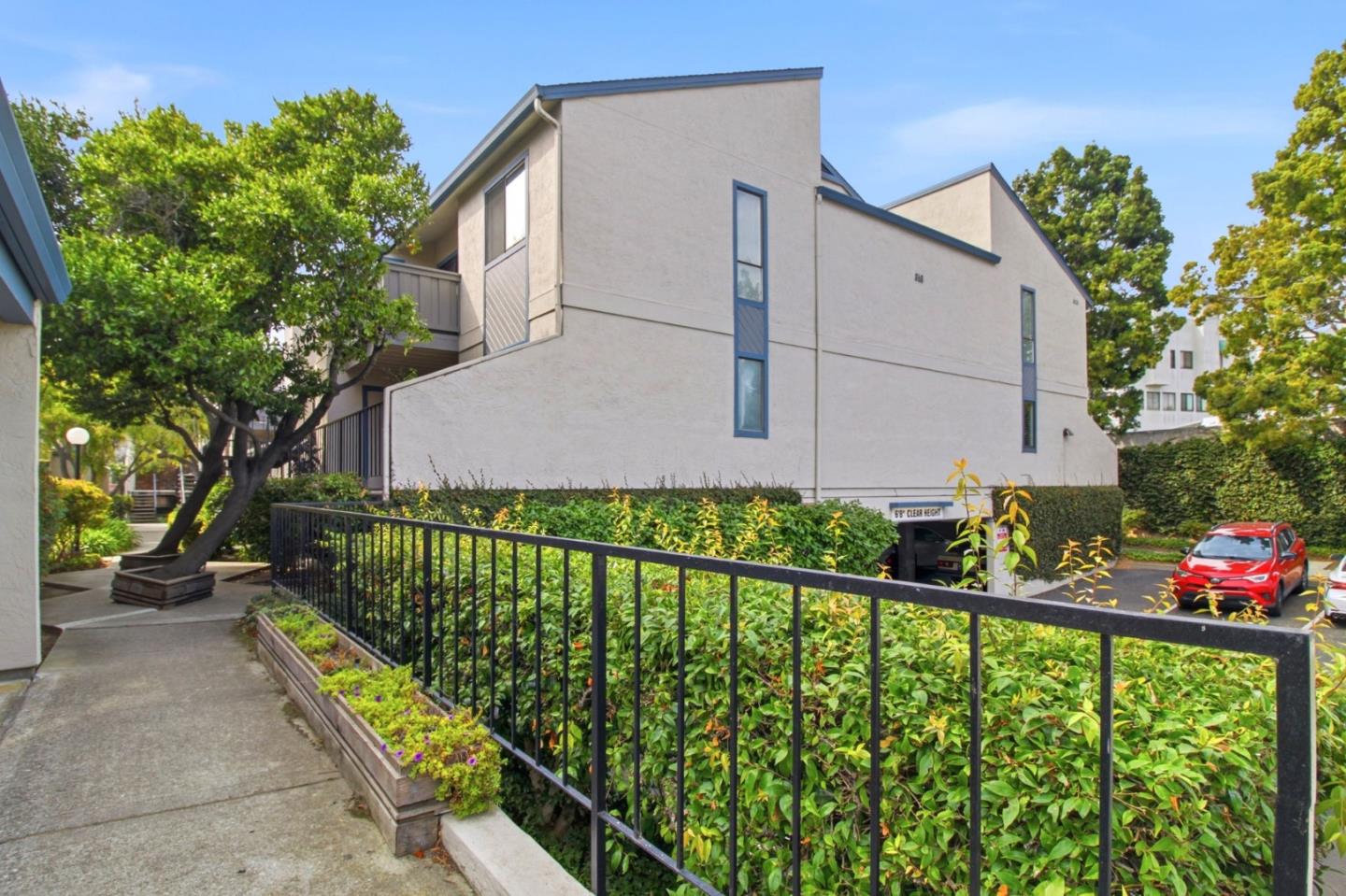 853 Woodside Way #133 — photo