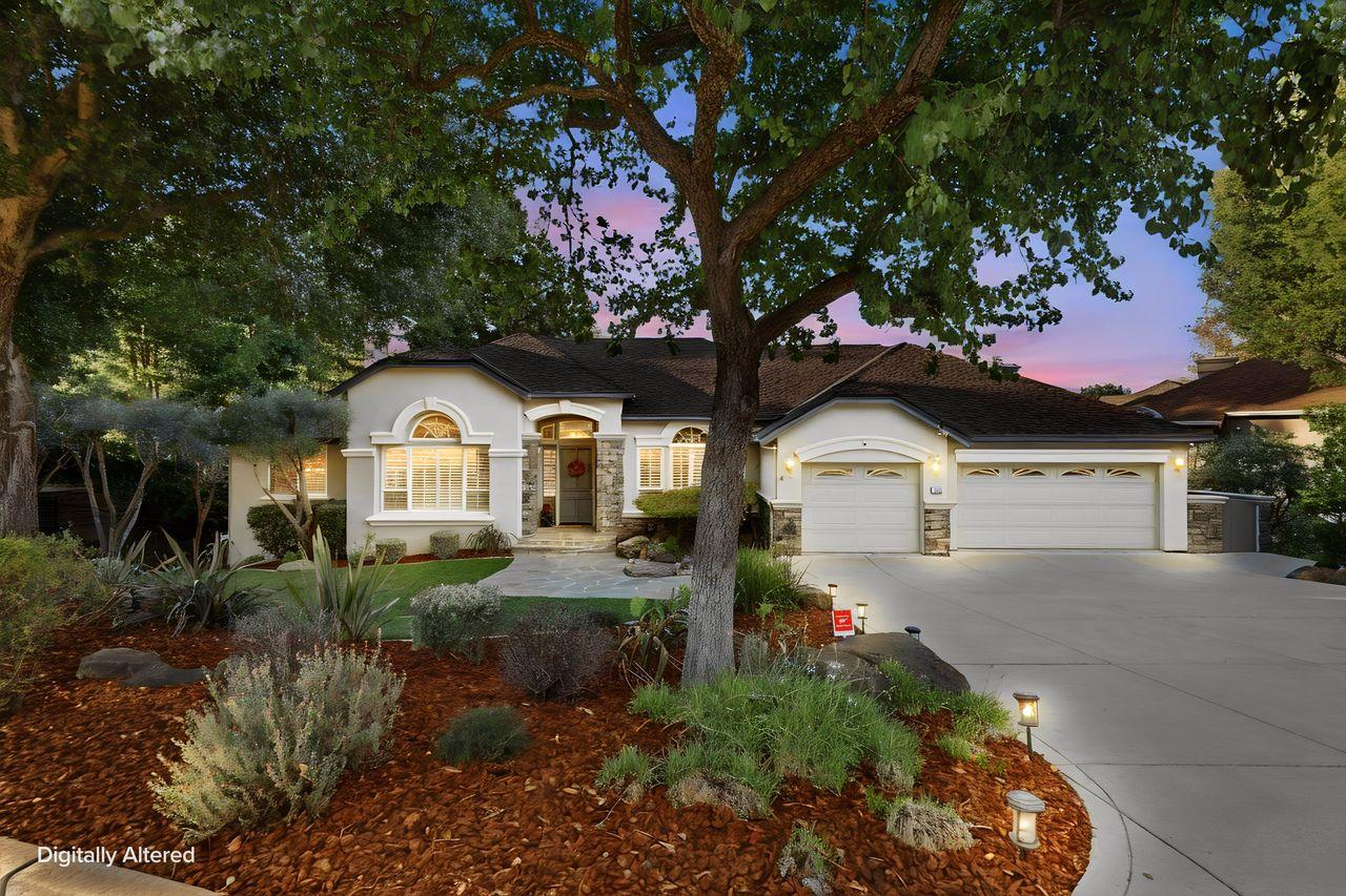 2435 Sunflower Circle — photo