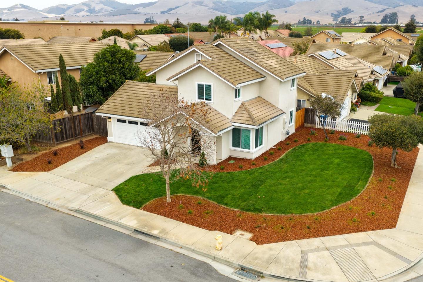 Home in Salinas, CA 93905 — photo 3