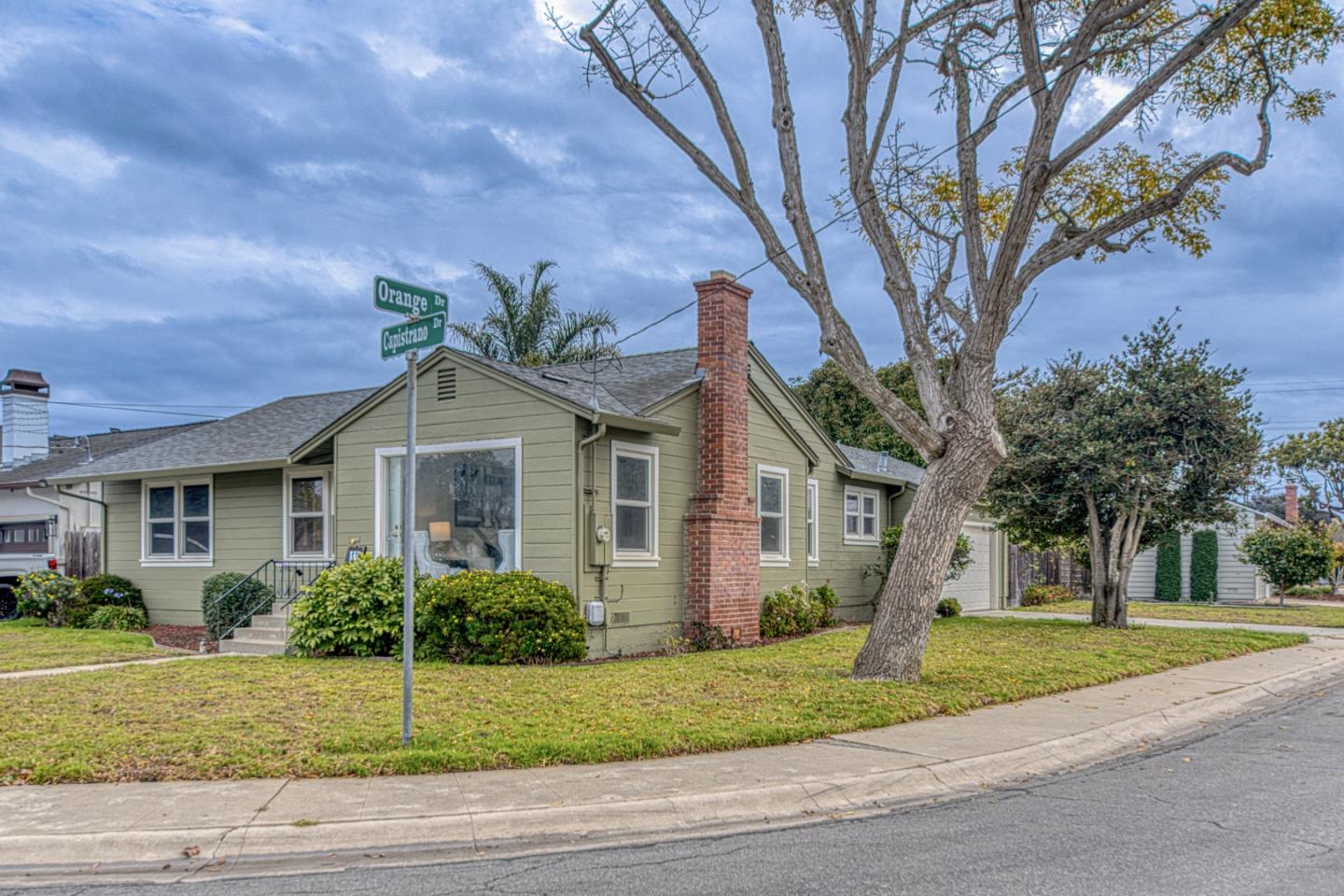 929 Capistrano Drive — photo
