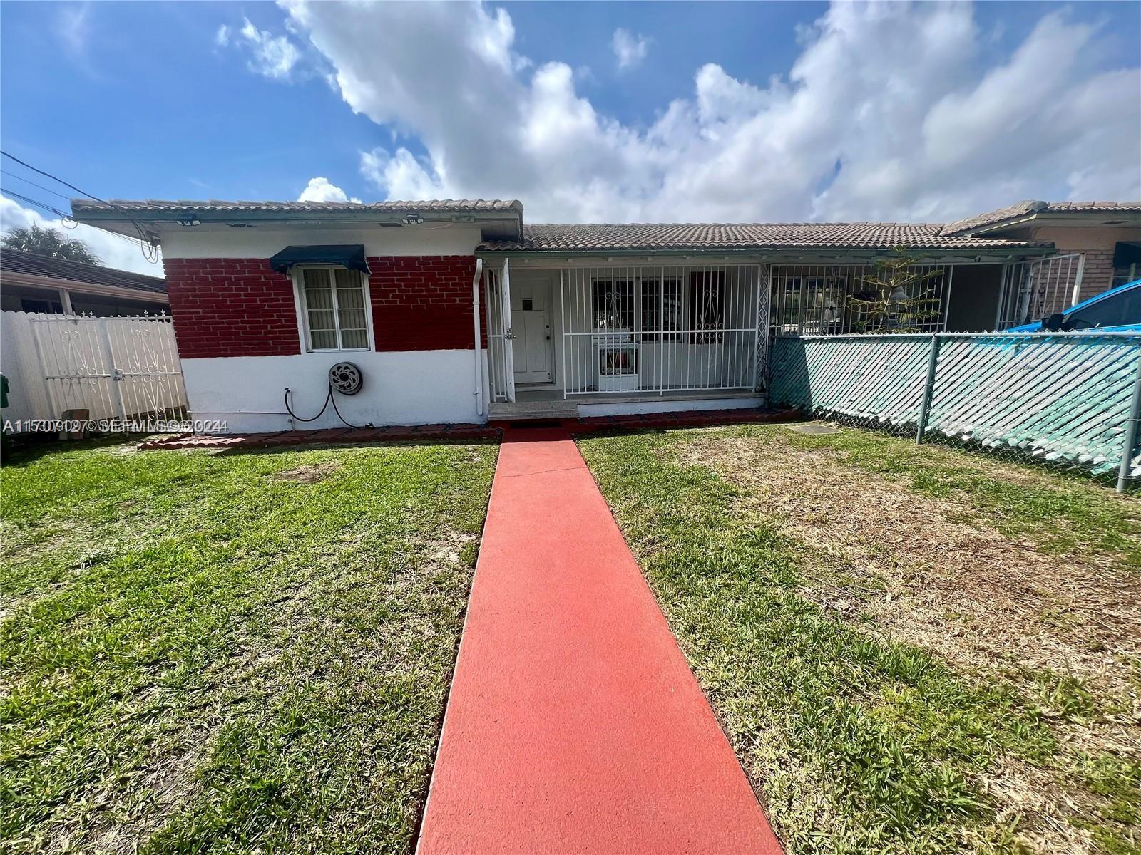 3150 SW 23rd Street — photo