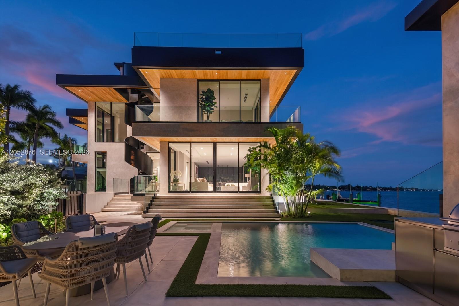 1141 N Biscayne Point Road — photo