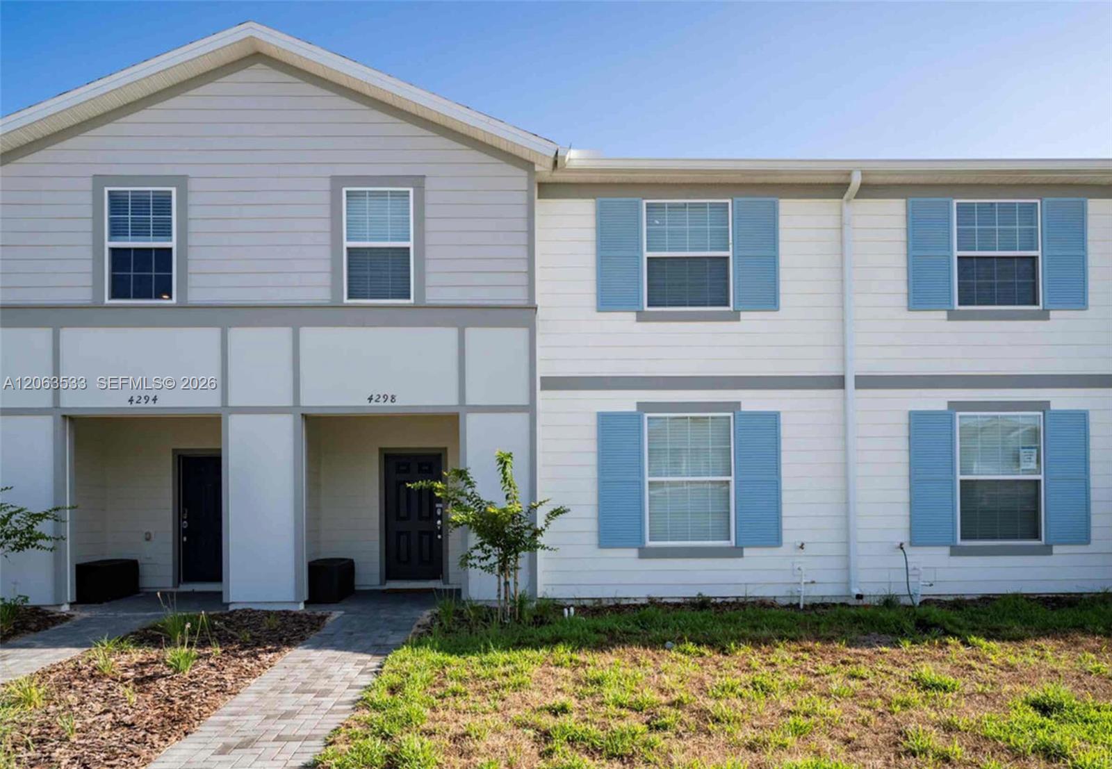4298 Lana Avenue — photo