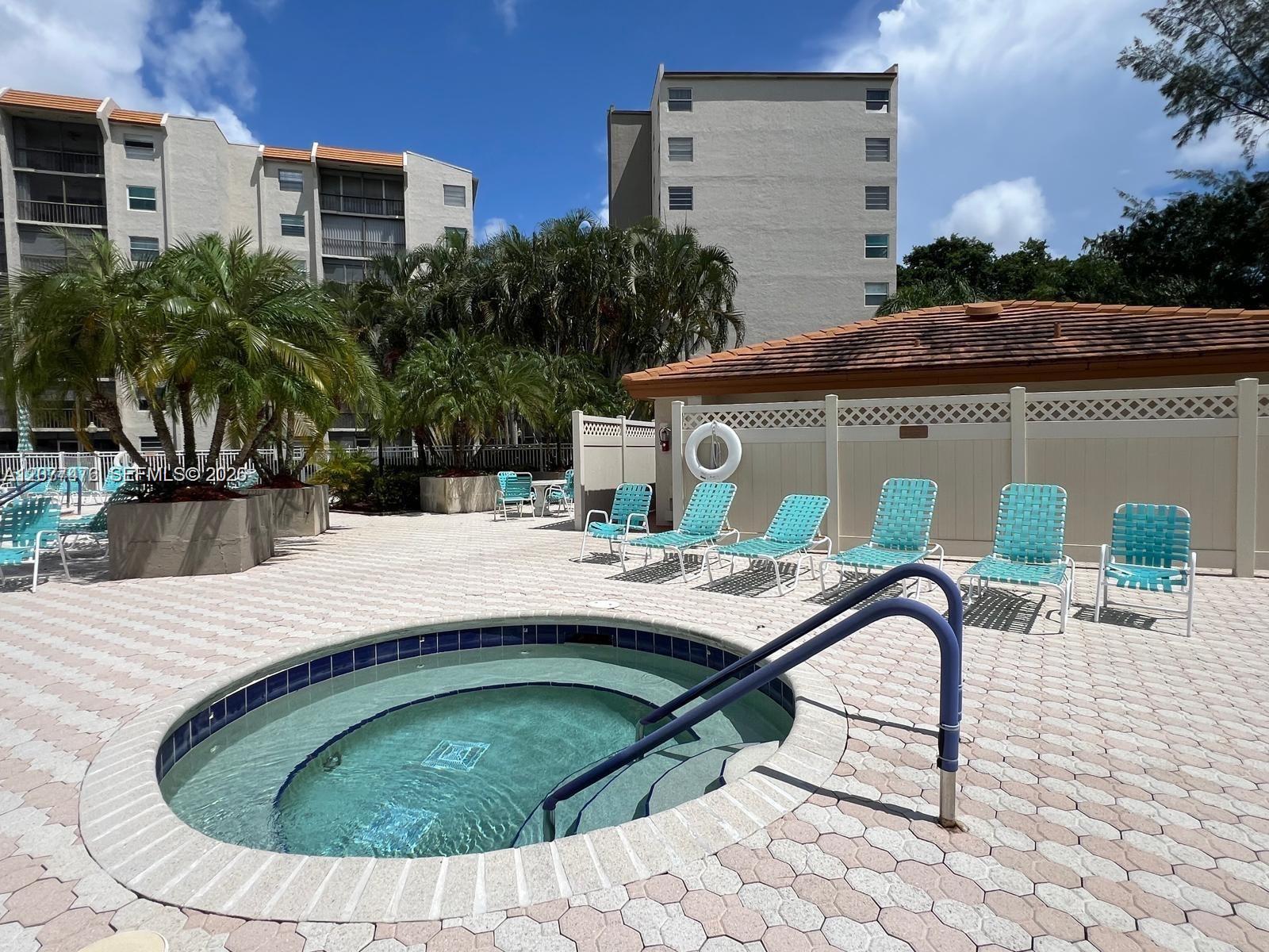 3910 Inverrary Boulevard 603-B — photo