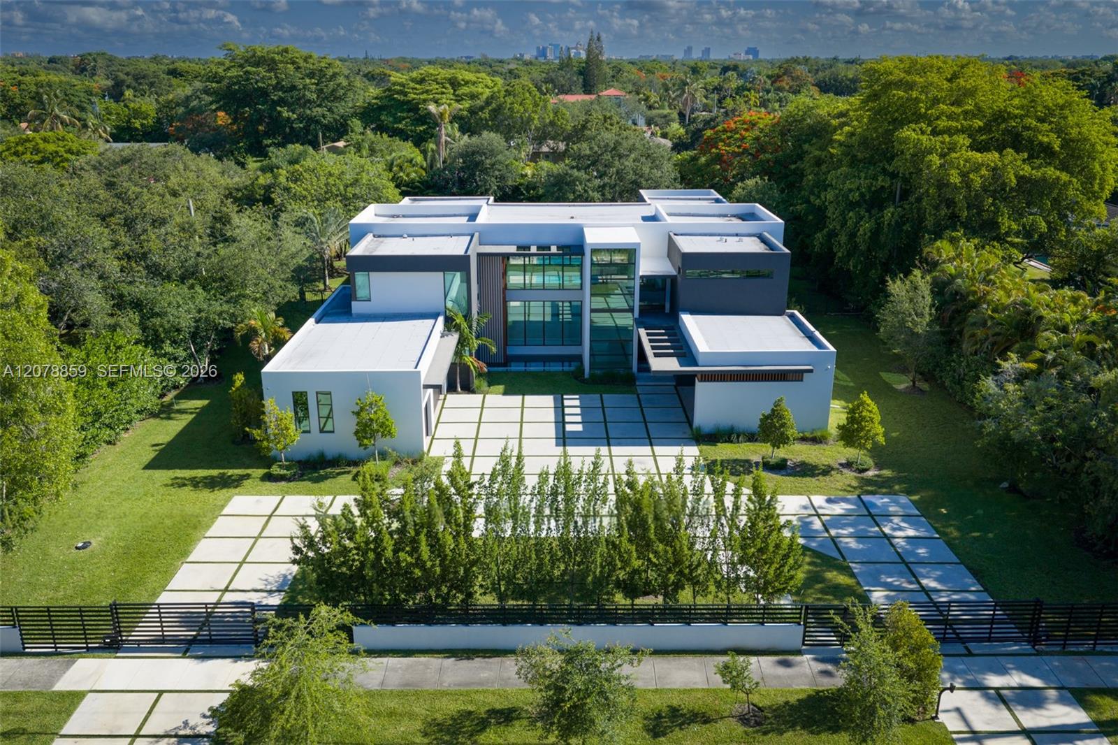 7425 Howard Drive — photo