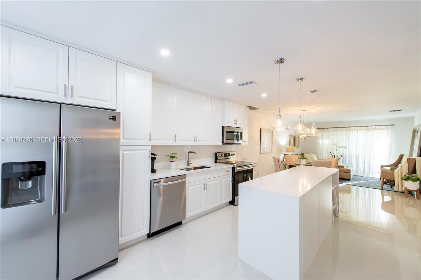 8580 Bella Vista Drive — photo
