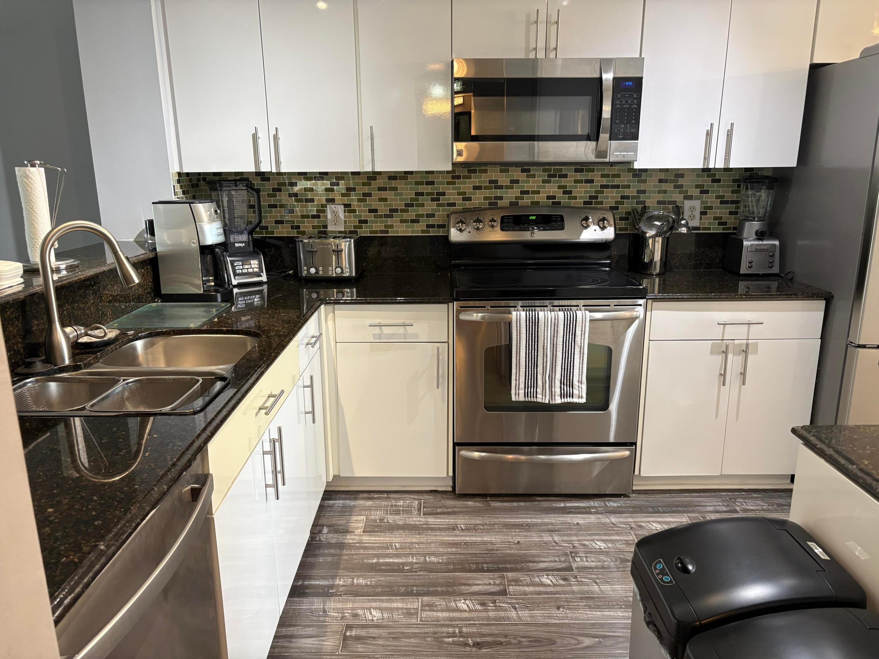 7763 Southampton Terrace 312 — photo