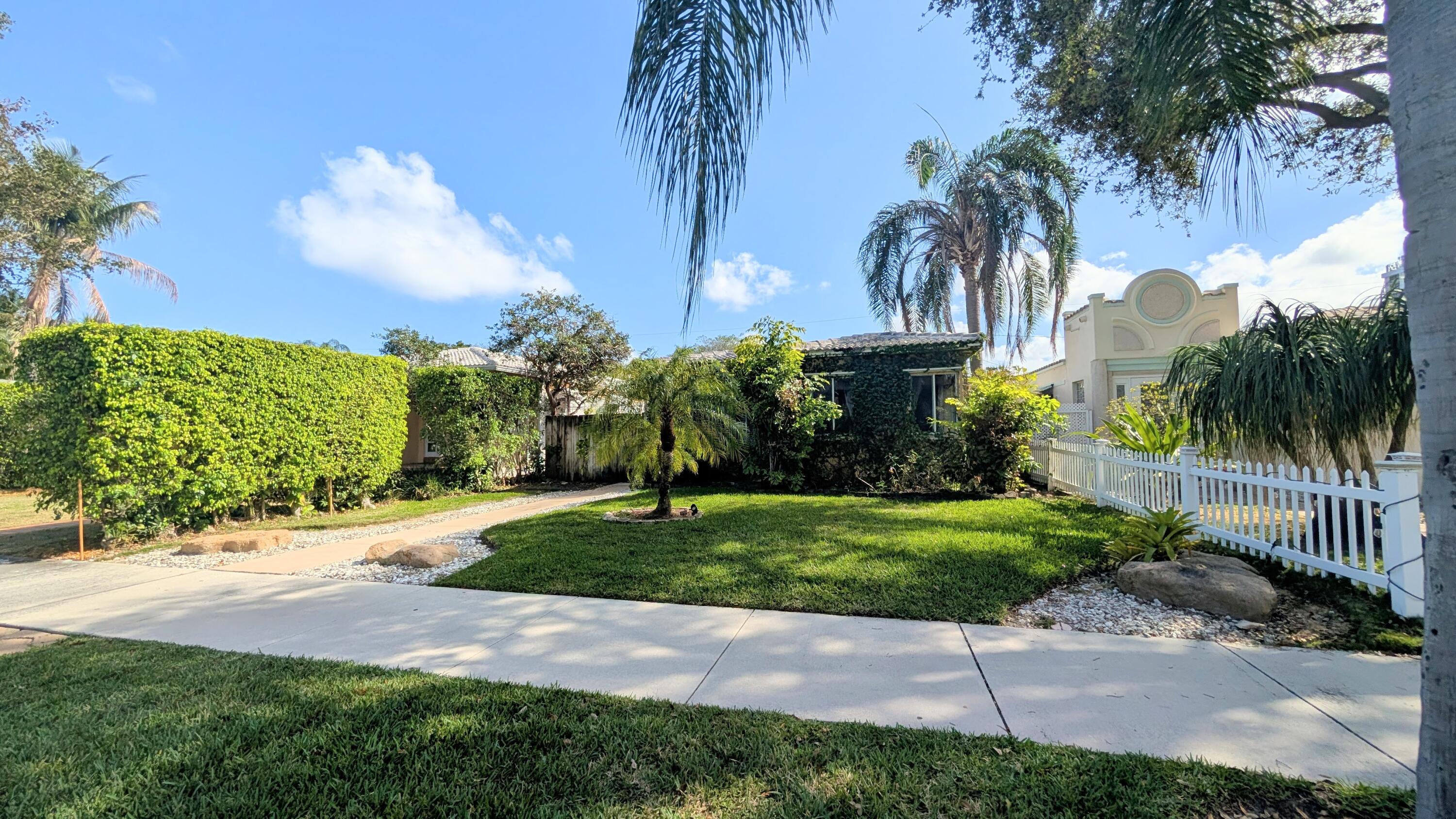 1626 Tyler Street — photo