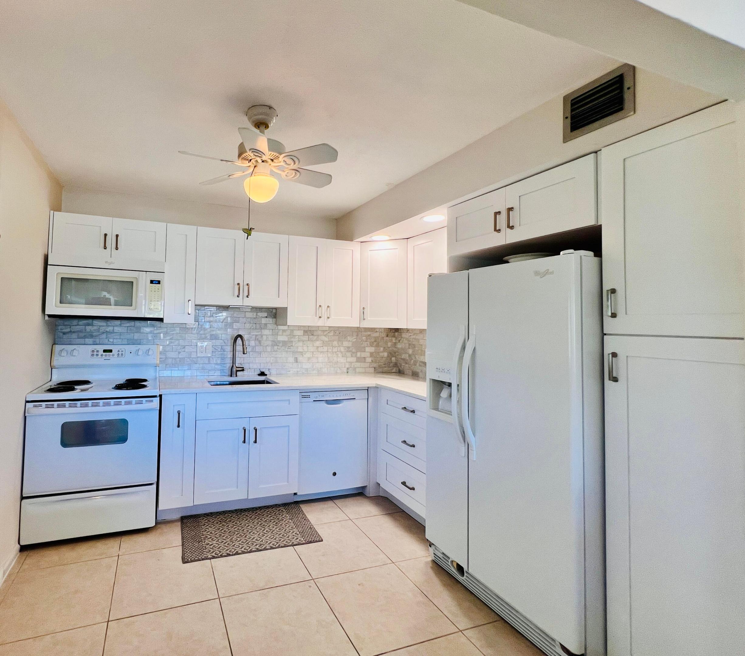 314 Wellington D — photo