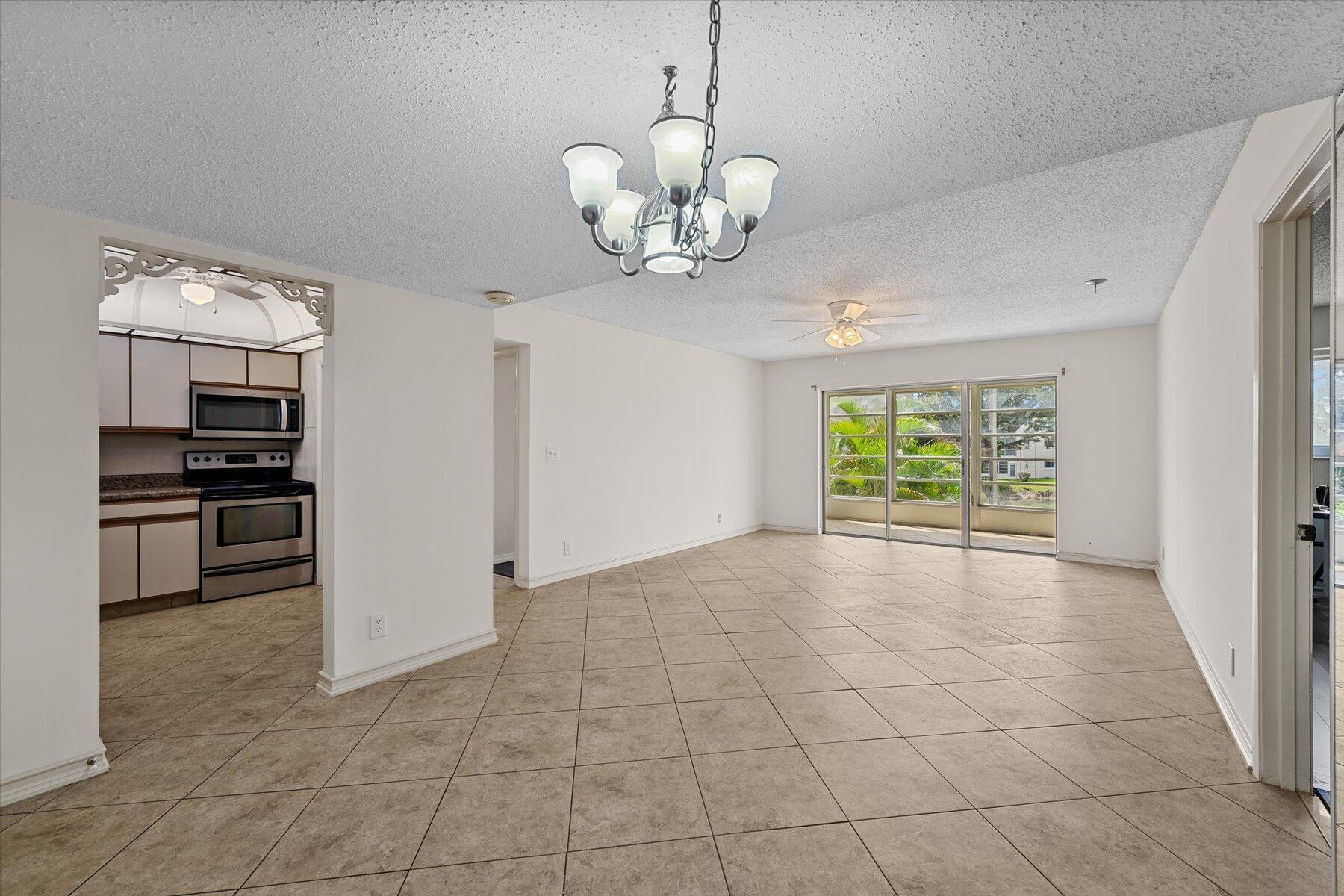 719 Lori Drive 204 — photo