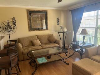 630 Snug Harbor Drive C14 — photo