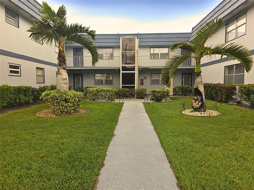 491 Brittany K — photo