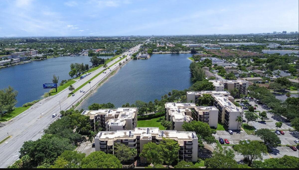 3550 Blue Lake Drive 404 — photo