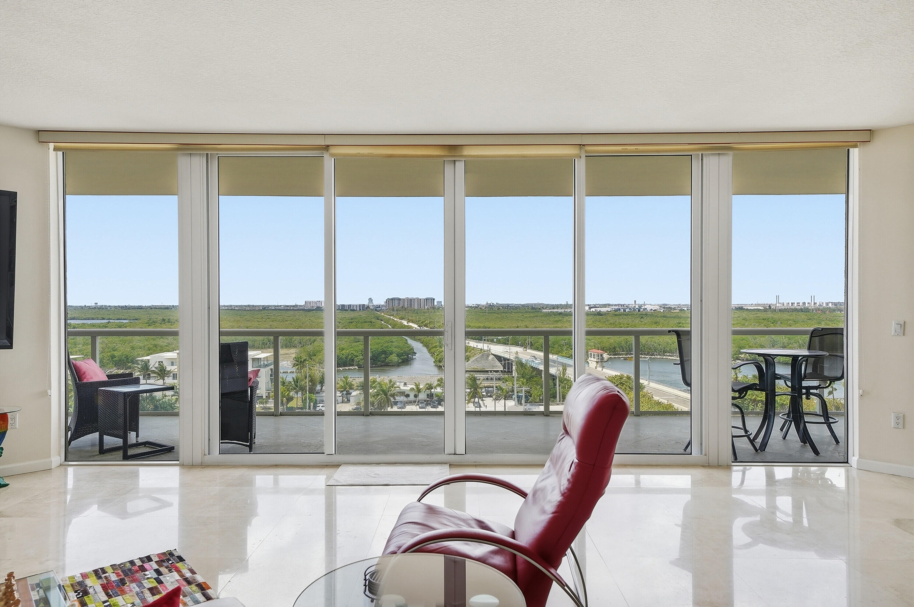 6051 N Ocean Drive 1003 — photo