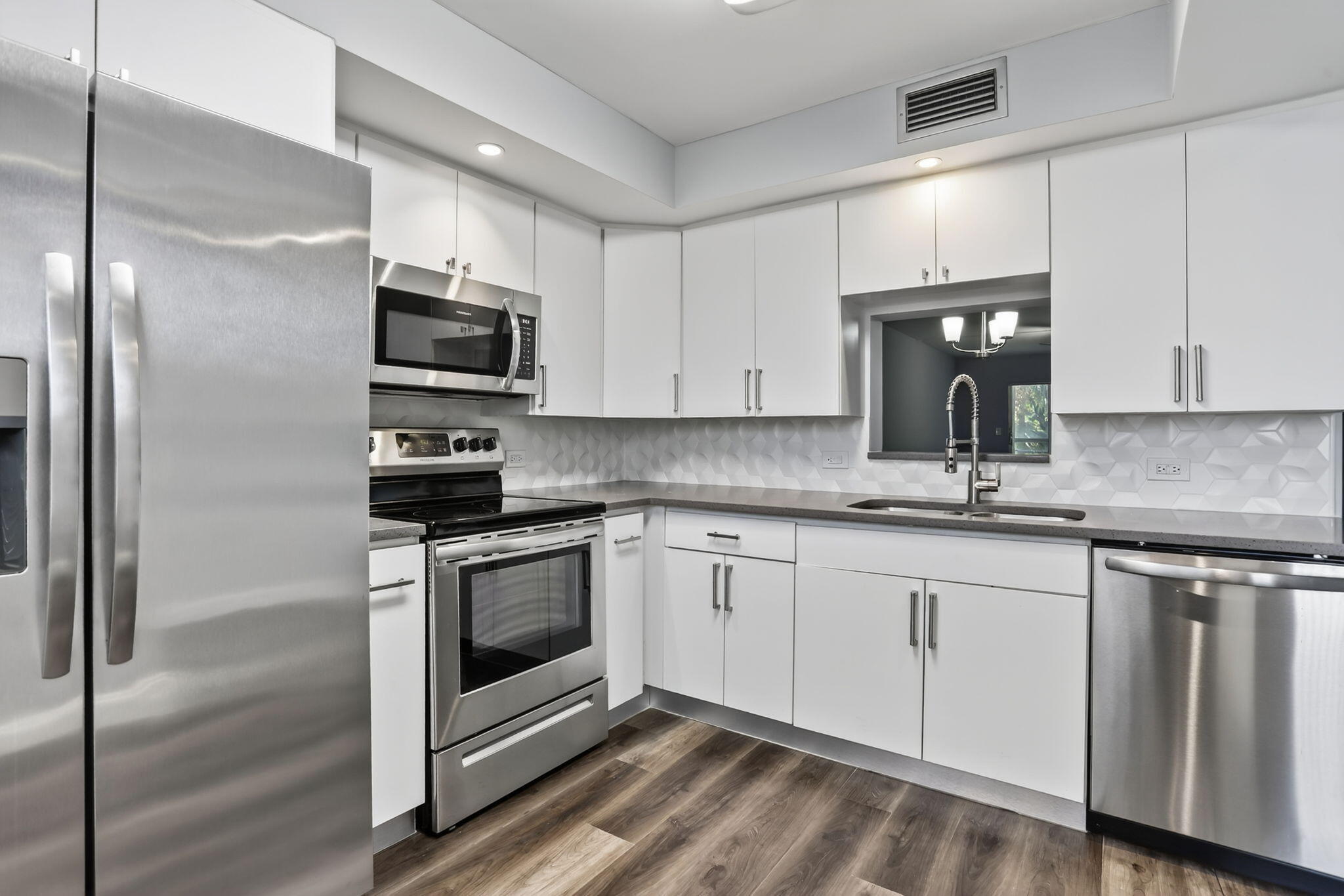 3001 Portofino Isle G3 — photo